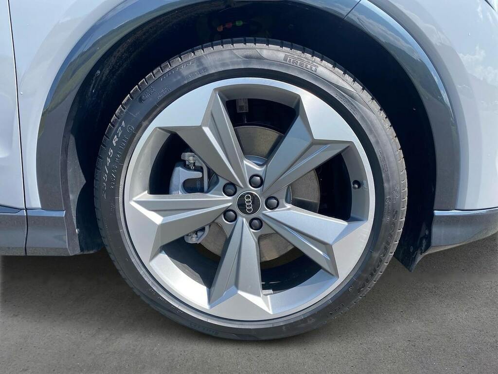 Audi Q4 E Tron Audi Q4 Black Edition 55 E-tron Quattro 25000 Kw NV26YTP Grey #6