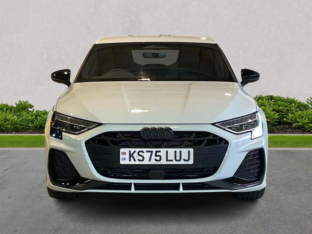 Audi A3 1.5 Tfsi 150 Black Edition White #5