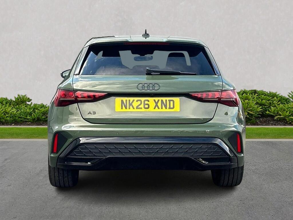 Audi A3 2.0 Tdi 150 Black Edition S Tronic Green #4