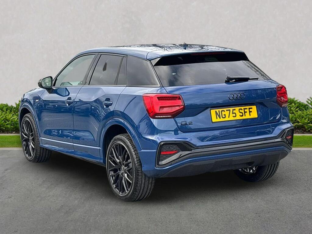 Audi Q2 1.5 Tfsi Cod 35 Black Edition Suv S Tro NG75SFF Blue #2
