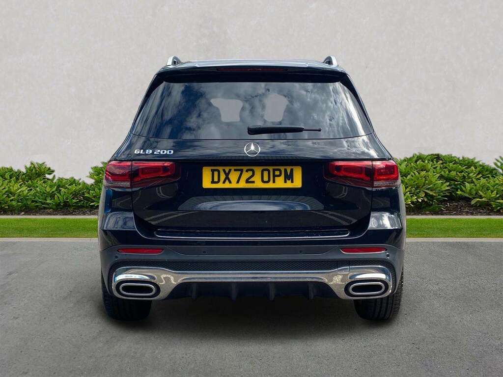 Mercedes-Benz GLB Class Glb 200 Amg Line Premium Plus 7G-tronic Black #4