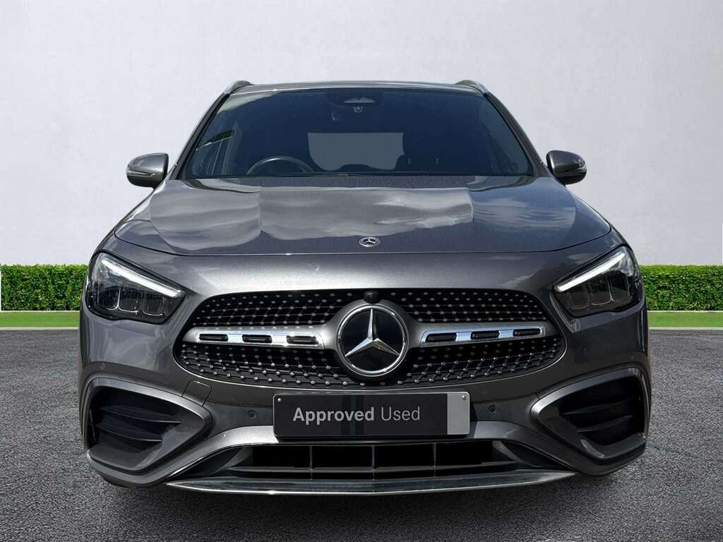 Mercedes-Benz GLA Class Gla 200 Amg Line Executive GF24MTY Grey #2