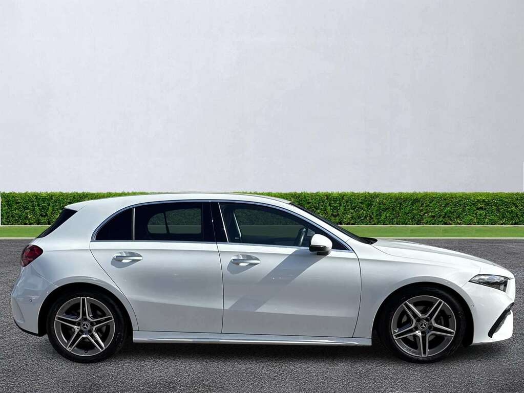 Mercedes-Benz A Class A200 Amg Line Executive GN73UHG White #5