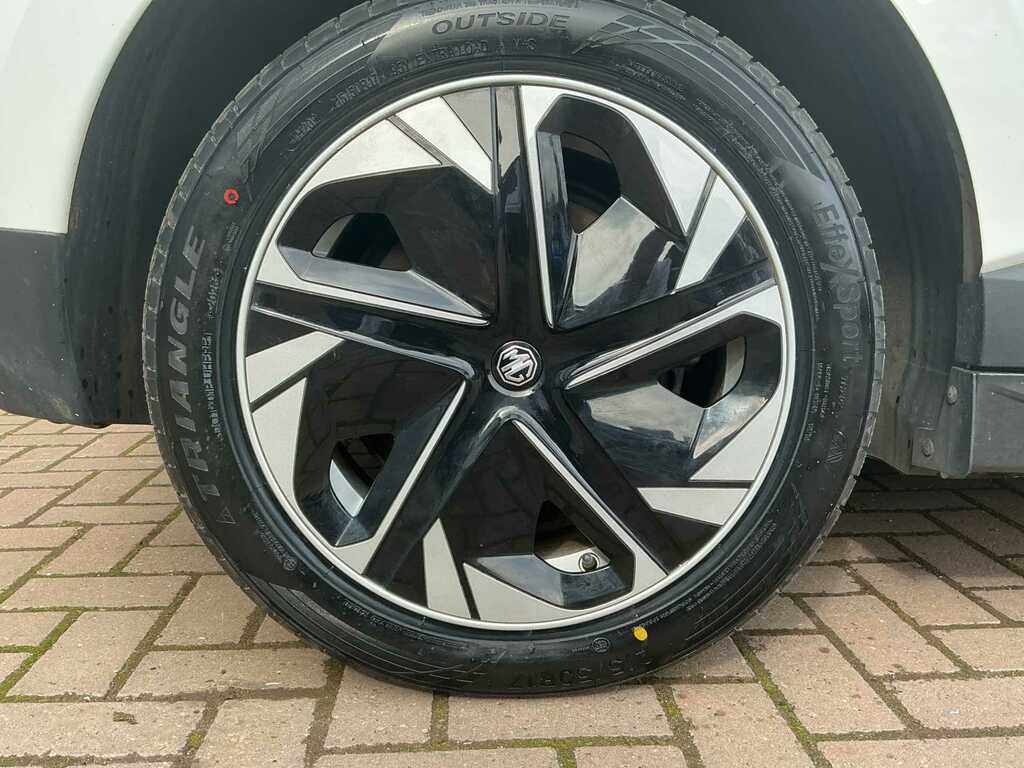 MG MG4 125Kw Se Ev 51Kwh LV23MLL White #6