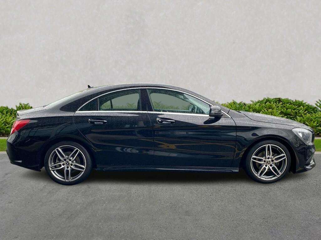 Mercedes-Benz CLA Class Cla 180 Amg Line Edition Tip Black #3