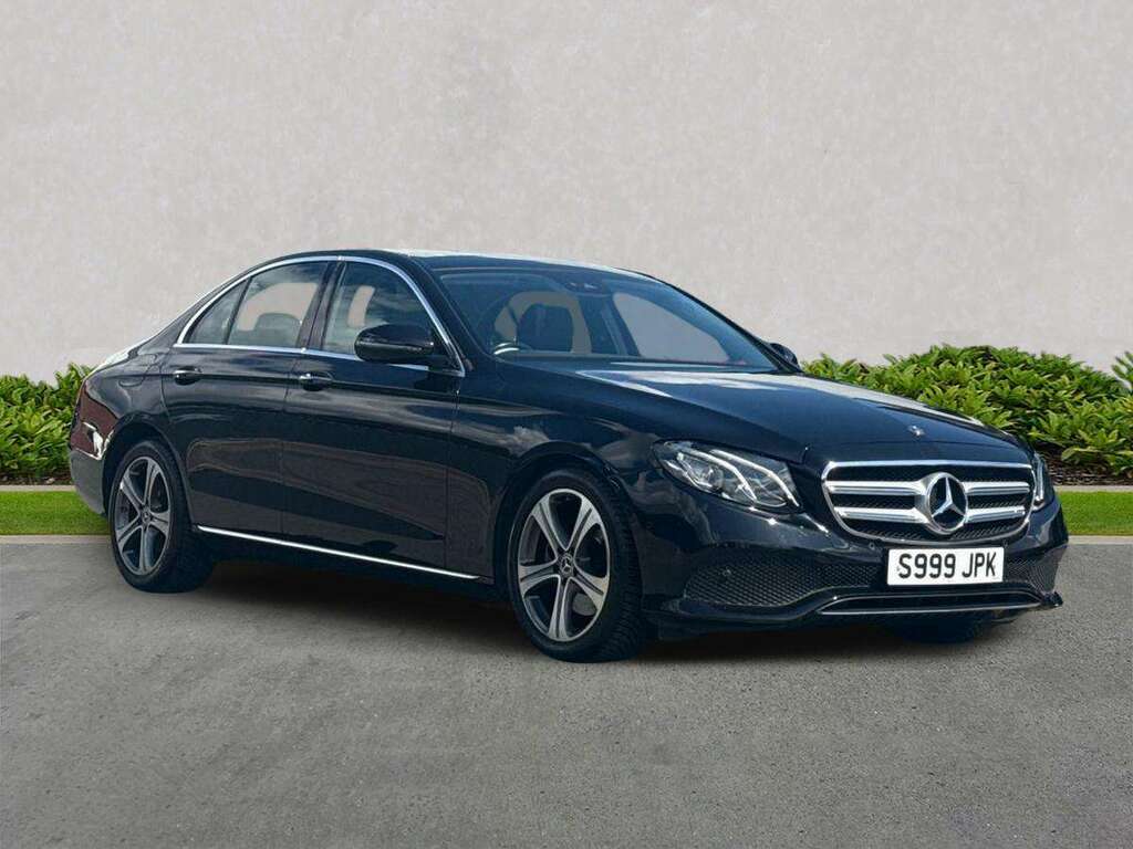 Mercedes-Benz E Class E220d Se Premium 9G-tronic KO67DYD Black