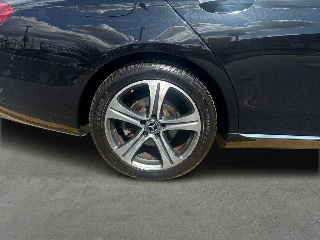 Mercedes-Benz E Class E220d Se Premium 9G-tronic KO67DYD Black #6