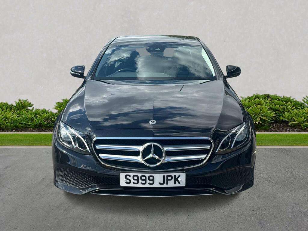 Mercedes-Benz E Class E220d Se Premium 9G-tronic KO67DYD Black #5