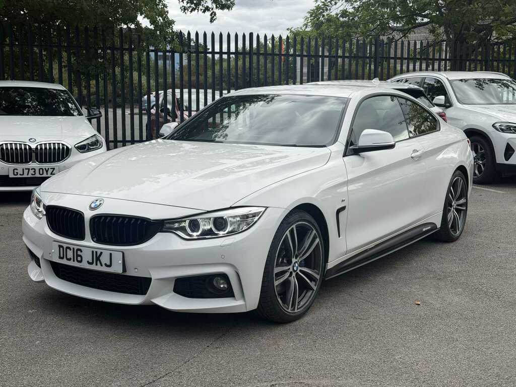 BMW 4 Series 420D 190 M Sport Professional Media White