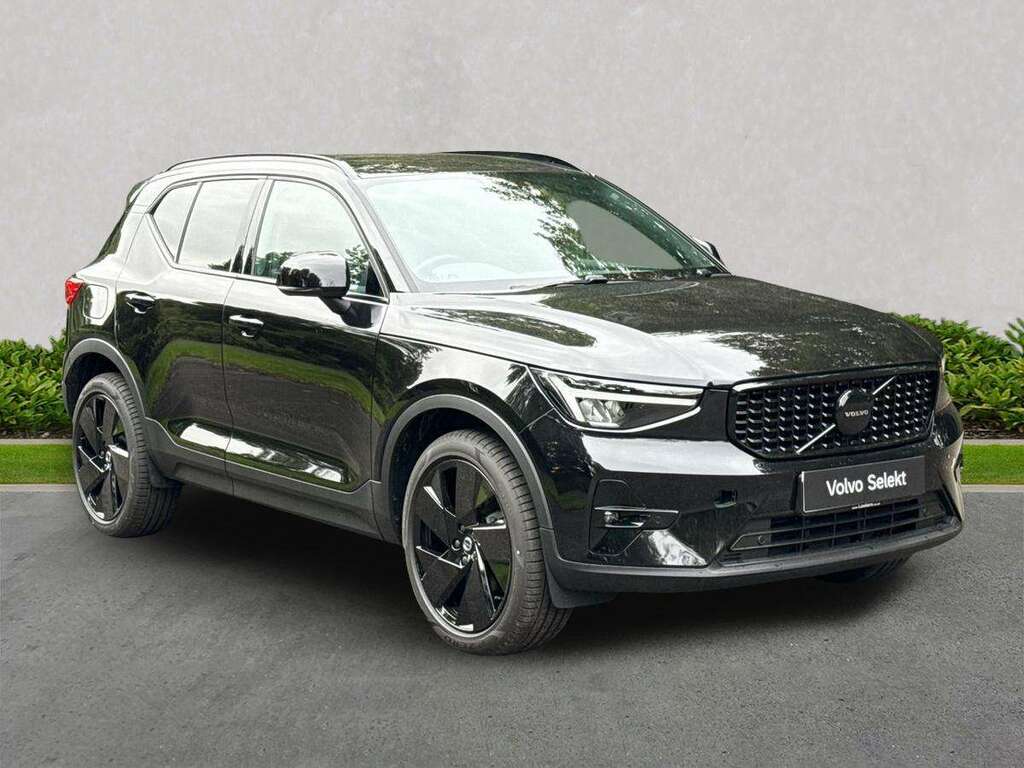 Volvo XC40 2.0 B4p Plus Black Edition Black