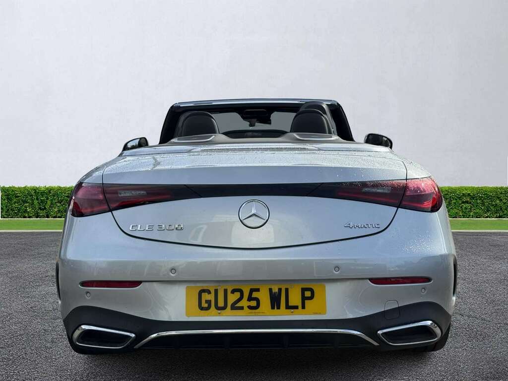 Mercedes-Benz CLE Class Cle 300 4Matic Amg Line Premium Plus 9G-tronic Silver #6