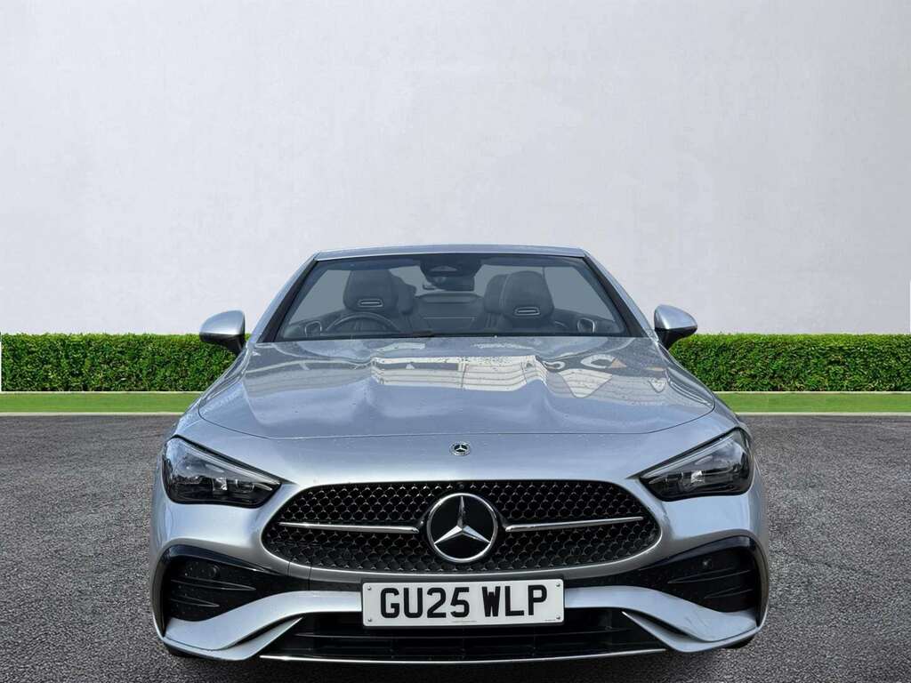 Mercedes-Benz CLE Class Cle 300 4Matic Amg Line Premium Plus 9G-tronic Silver #2