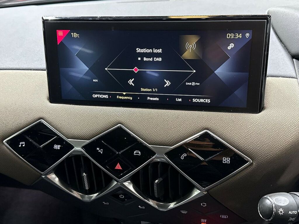 DS DS 3 0.0 E-tense Ultra Prestige 135 Bhp Grey #11