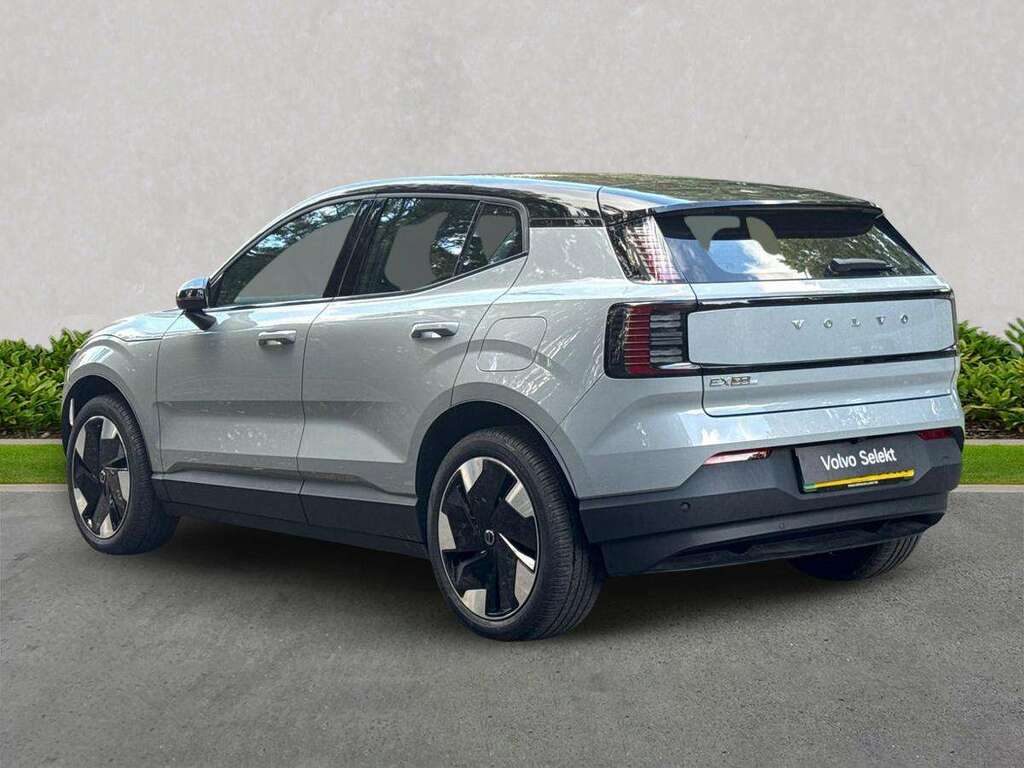 Volvo EX30 200Kw Sm Extended Range Plus 69Kwh OW75YKR Grey #2