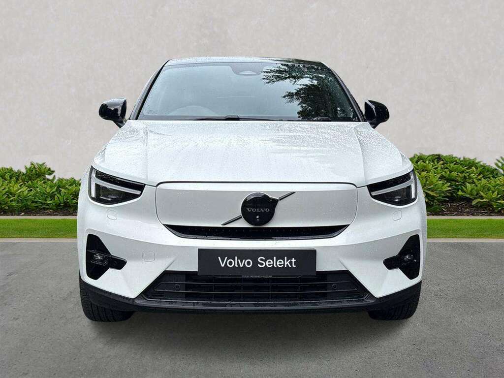 Volvo EC40 325Kw Tm Perf Ultra Black Edition 82Kwh White #5