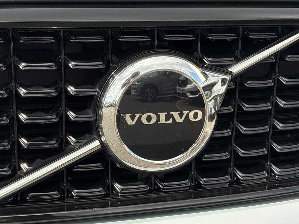 Volvo XC40 2.0 B3p Plus Dark MH24HXJ Grey #3