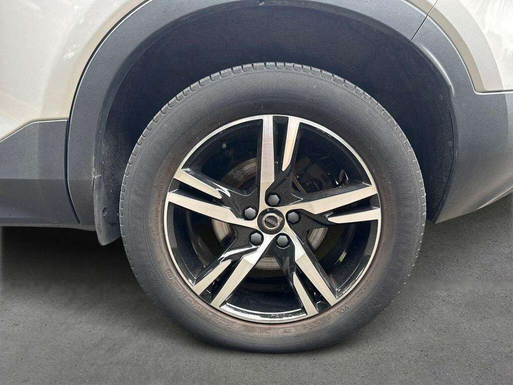 Volvo XC40 2.0 B3p Plus Dark CK23XVY Silver #6