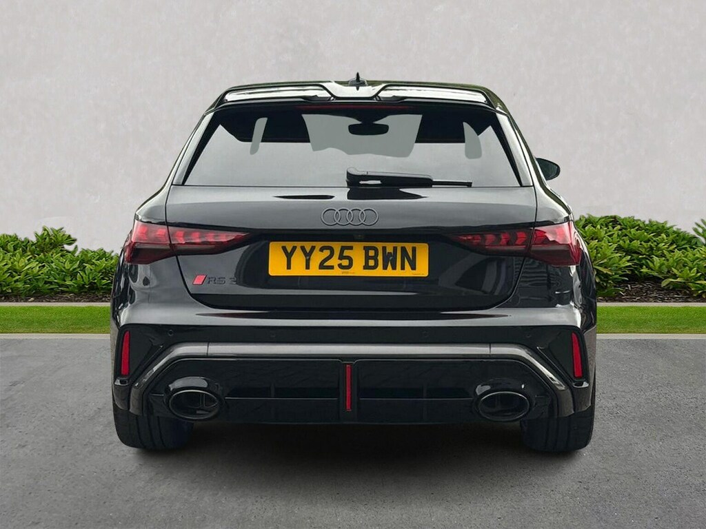 Audi RS3 2.5 Tfsi Carbon Vorsprung Sportback S T Black #4