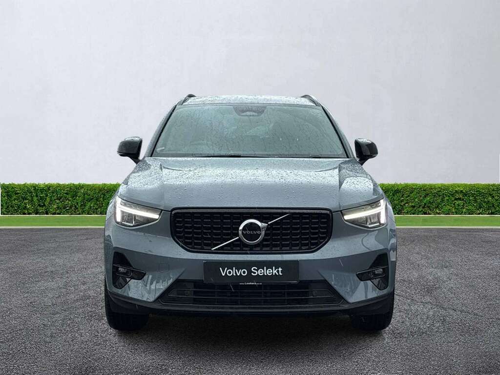 Volvo XC40 2.0 B3p Plus Dark SE23WWX Grey #2