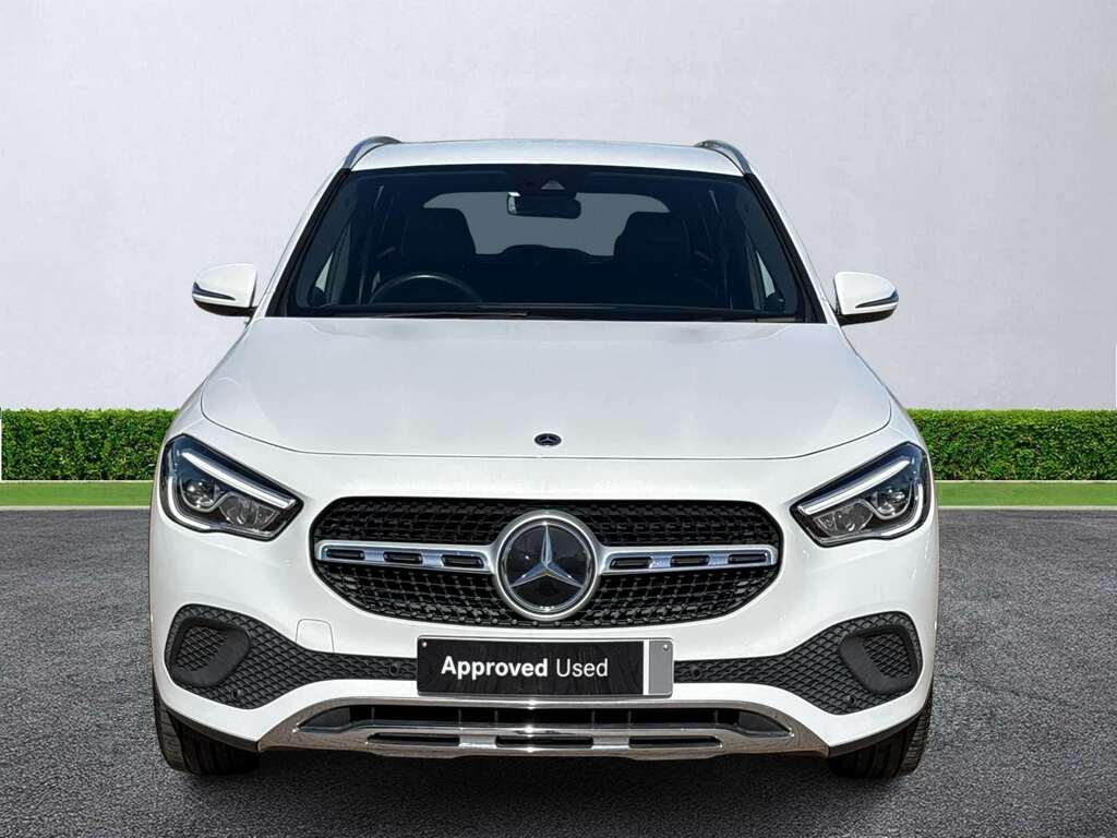 Mercedes-Benz GLA Class Gla 200 Sport Executive GN71TKK White #5