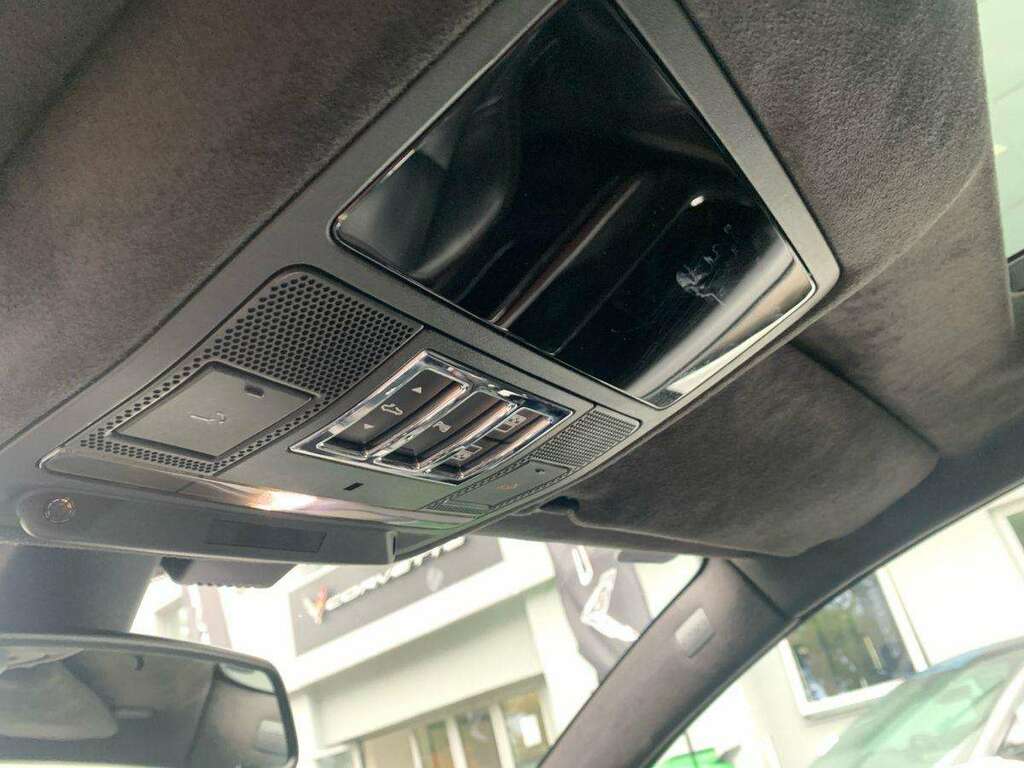 Jaguar XJ Portfolio Blue #14