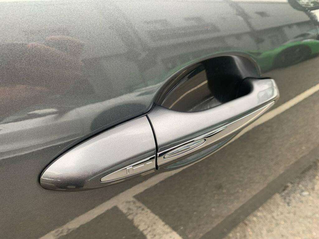 Jaguar XJ Portfolio Blue #37