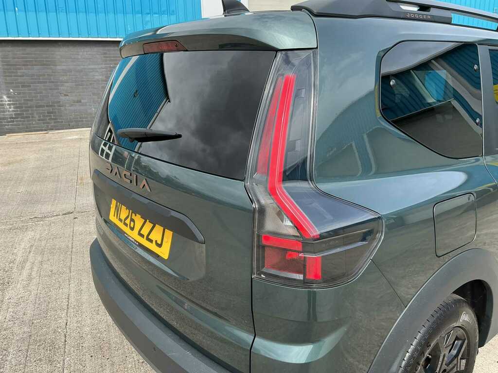 Dacia Jogger 1.8 Hev Extreme 2026 Brown #28