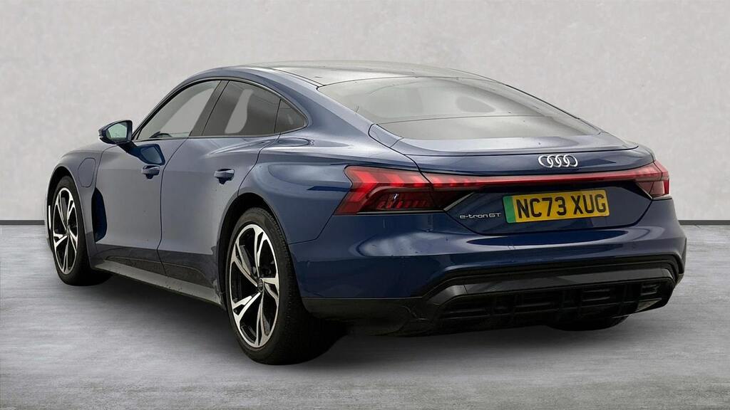 Audi E Tron GT 93.4Kwh Saloon Quattro 476 Ps Blue #2