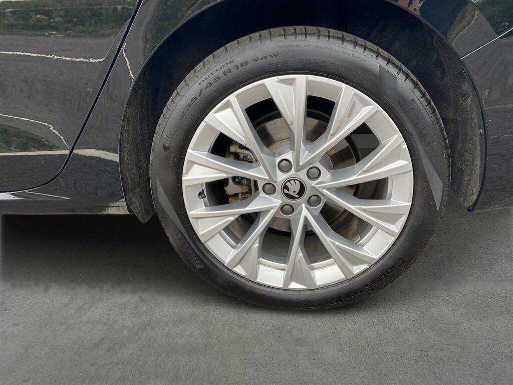 Skoda Superb 1.5 Tsi Iv 25.7Kwh Se L Estate Plug-in Black #6