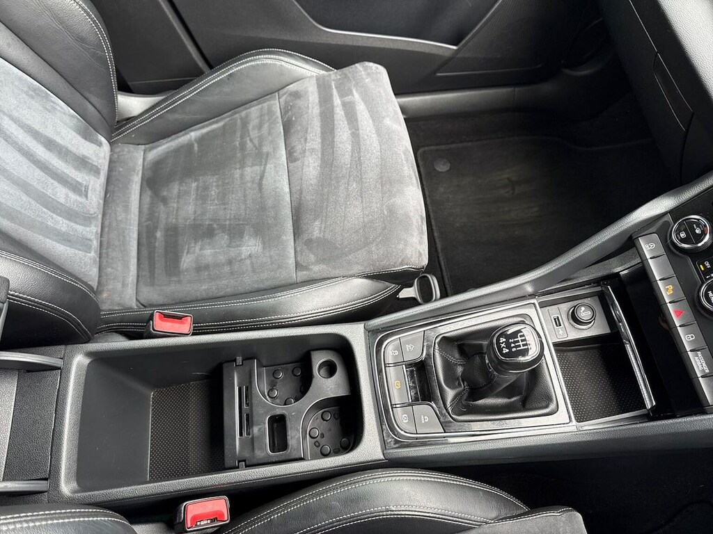Skoda Karoq Edition Green #13