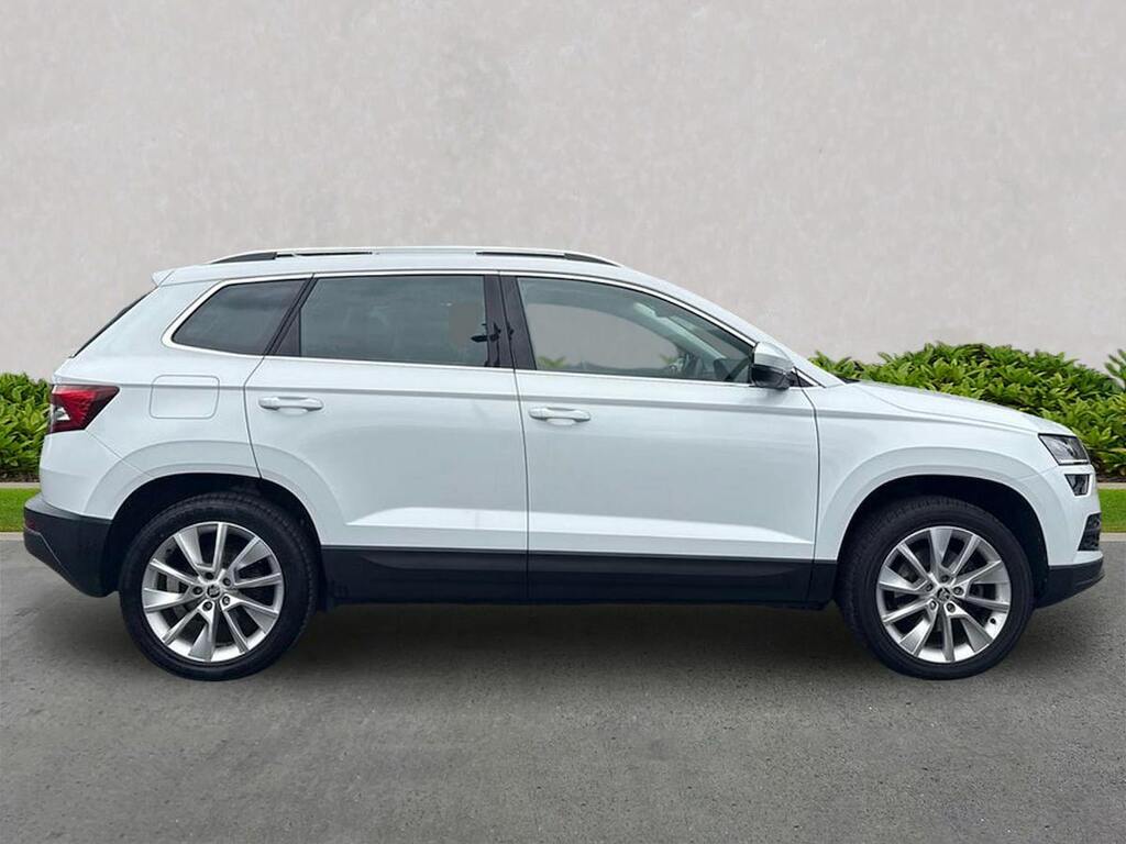 Skoda Karoq Edition Green #3