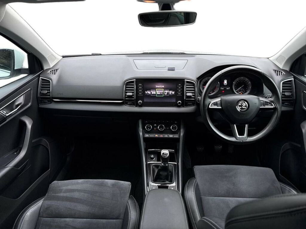 Skoda Karoq Edition Green #8