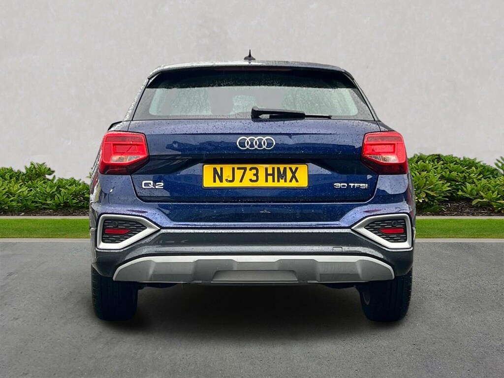 Audi Q2 30 Tfsi Sport Blue #4