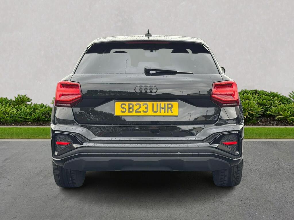 Audi Q2 1.5 Tfsi Cod 35 Black Edition Suv S Tro SB23UHR Black #4