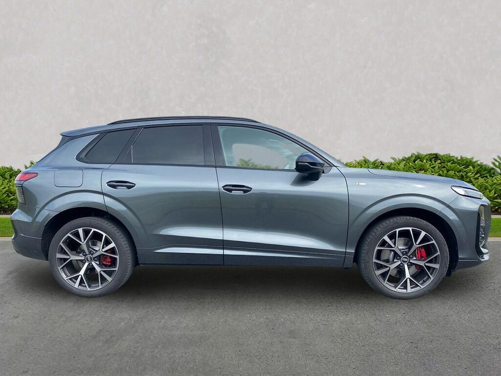 Audi Q3 2.0 Tfsi Quattro Edition 1 S Tronic Sv Grey #3