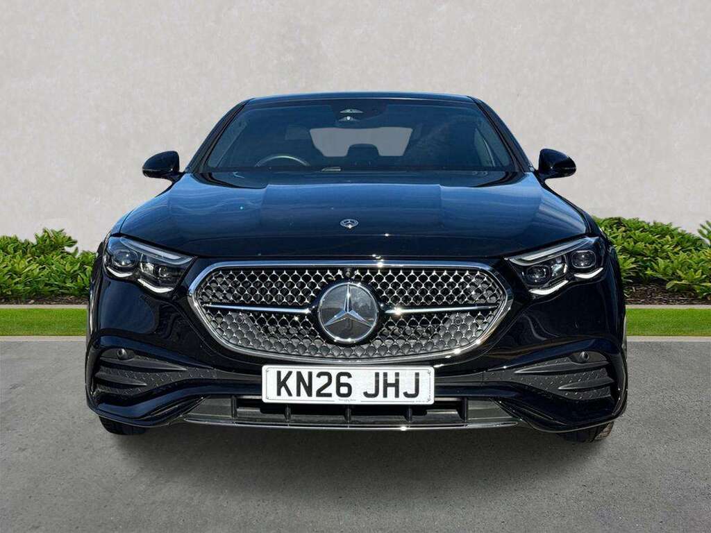 Mercedes-Benz E Class E300e Amg Line Premium 9G-tronic Black #5