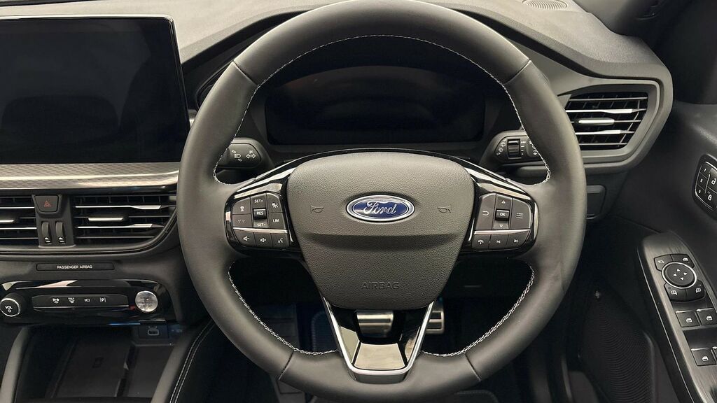 Ford Kuga St-line White #9