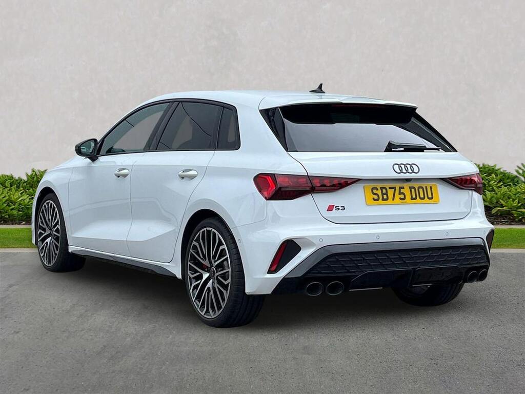 Audi A3 2.0 Tfsi Vorsprung Sportback S Tronic Q White #2