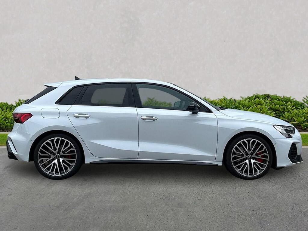 Audi A3 2.0 Tfsi Vorsprung Sportback S Tronic Q White #3