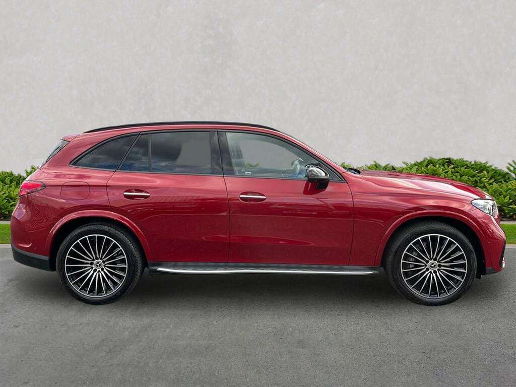 Mercedes-Benz GLC Class Glc 300D 4Matic Amg Line Premium 9G-tronic Red #3