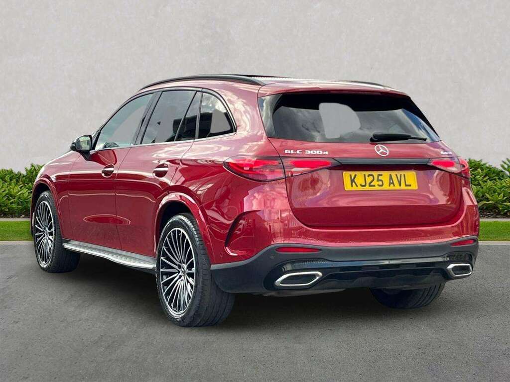 Mercedes-Benz GLC Class Glc 300D 4Matic Amg Line Premium 9G-tronic Red #2
