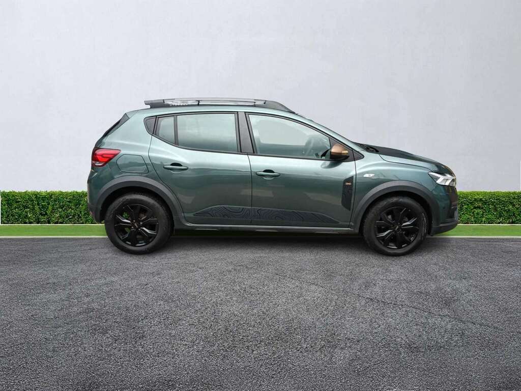Dacia Sandero Stepway 1.0 Tce Extreme Cvt Green #3