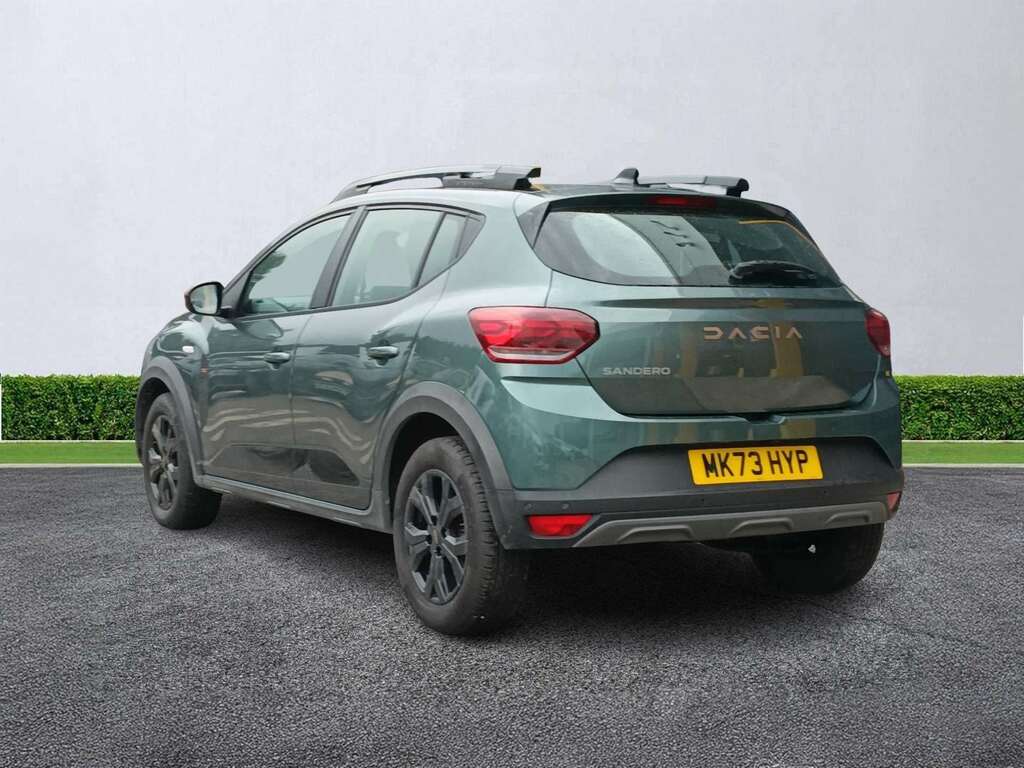 Dacia Sandero Stepway 1.0 Tce Extreme Cvt Green #2