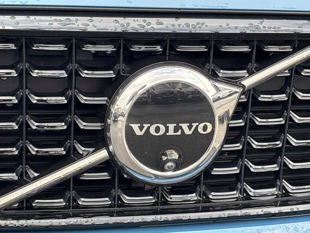 Volvo XC40 2.0 B3p Plus Dark SB23VJA Blue #4