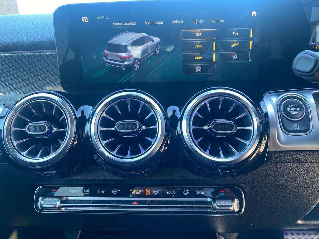 Mercedes-Benz GLB Class Automatic Black #23