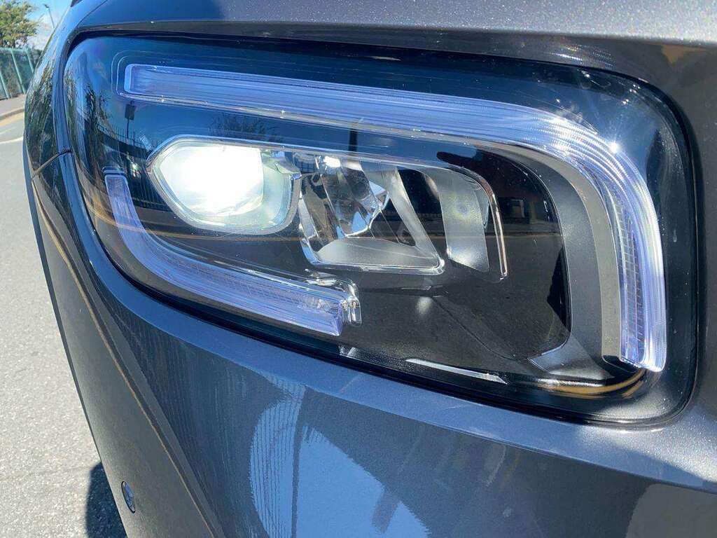 Mercedes-Benz GLB Class Automatic Black #34