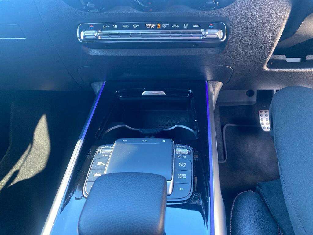 Mercedes-Benz GLB Class Automatic Black #24