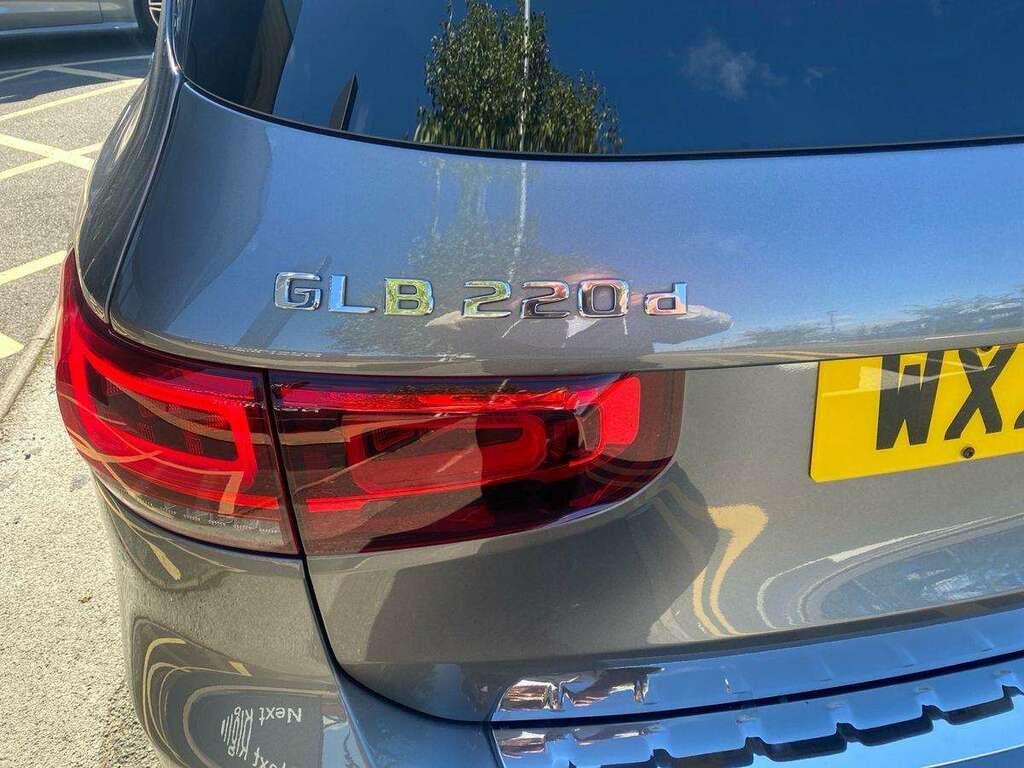 Mercedes-Benz GLB Class Automatic Black #36