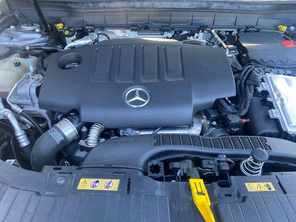 Mercedes-Benz GLB Class Automatic Black #39