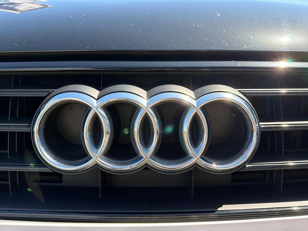 Audi A6 Saloon Black Edition Blue #33
